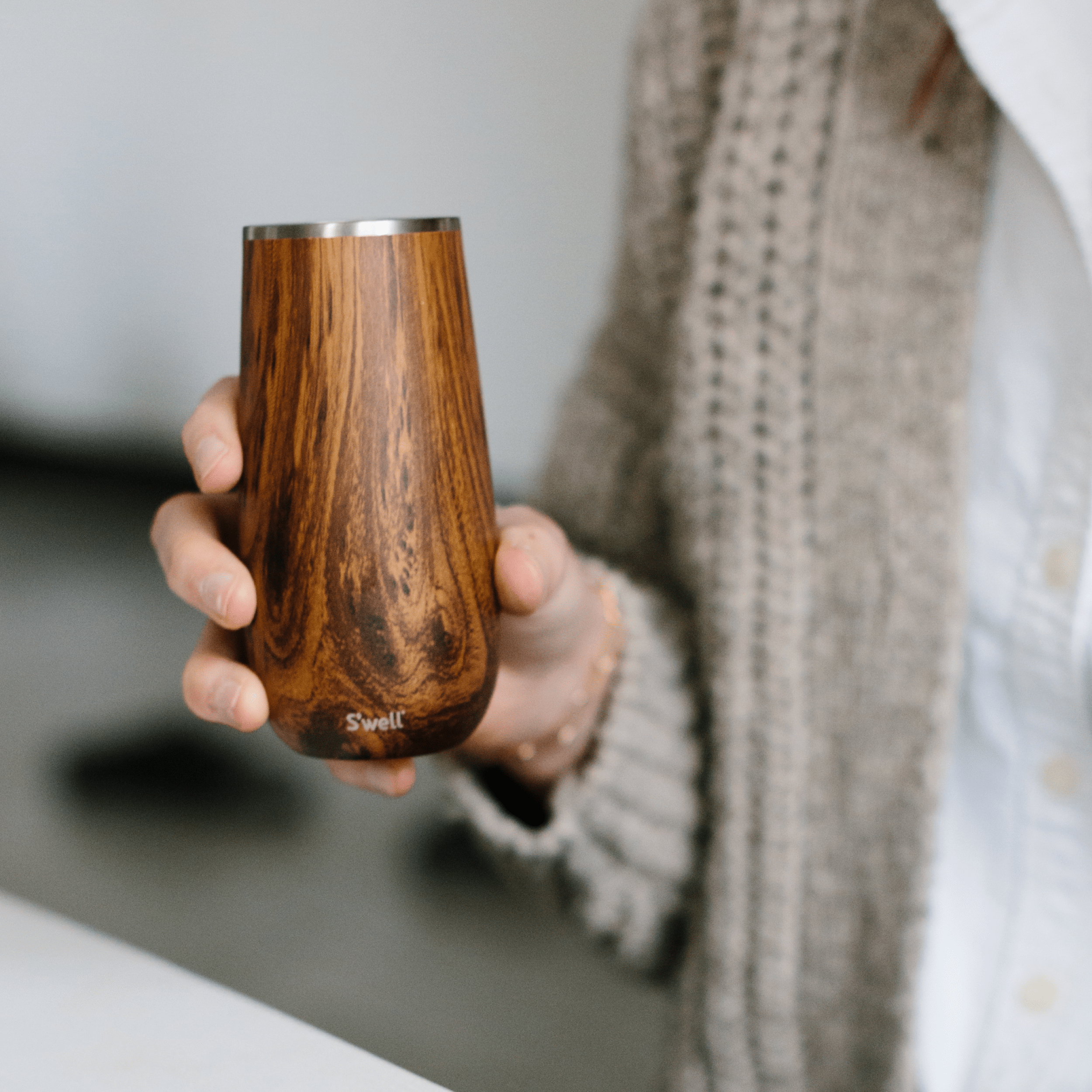 #color_Teakwood